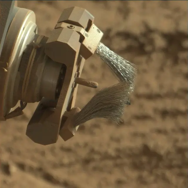 Sol 3895: Mast Camera (Mastcam)