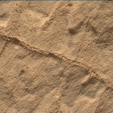 Sol 3895: Mars Hand Lens Imager (MAHLI)