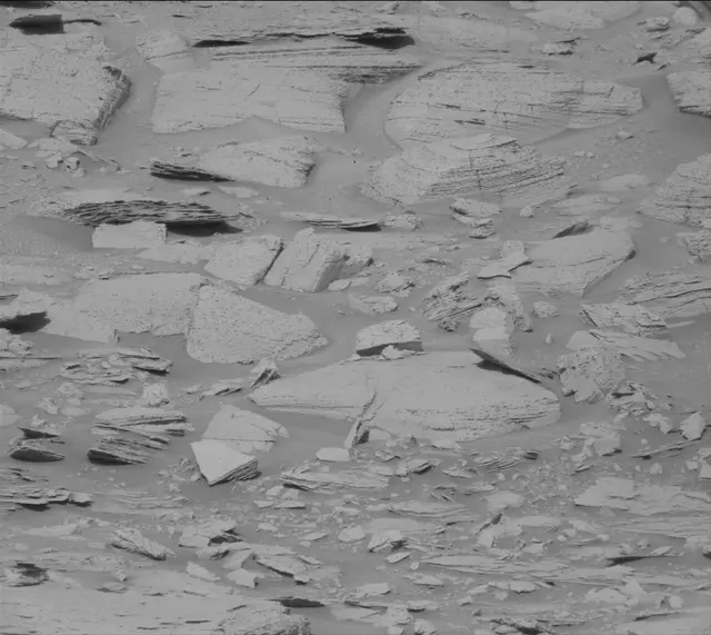 Sol 3896: Mast Camera (Mastcam)