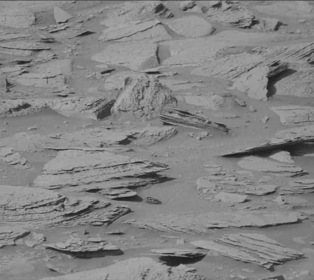 Sol 3896: Mast Camera (Mastcam)