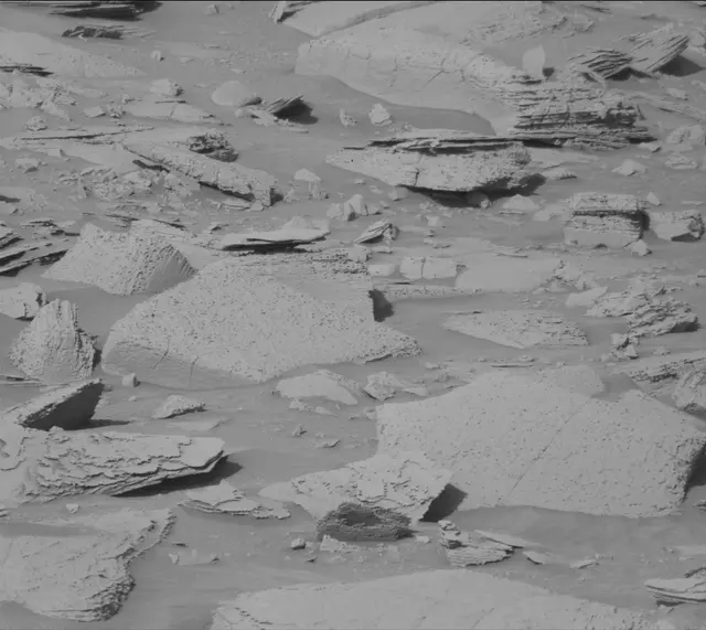 Sol 3896: Mast Camera (Mastcam)
