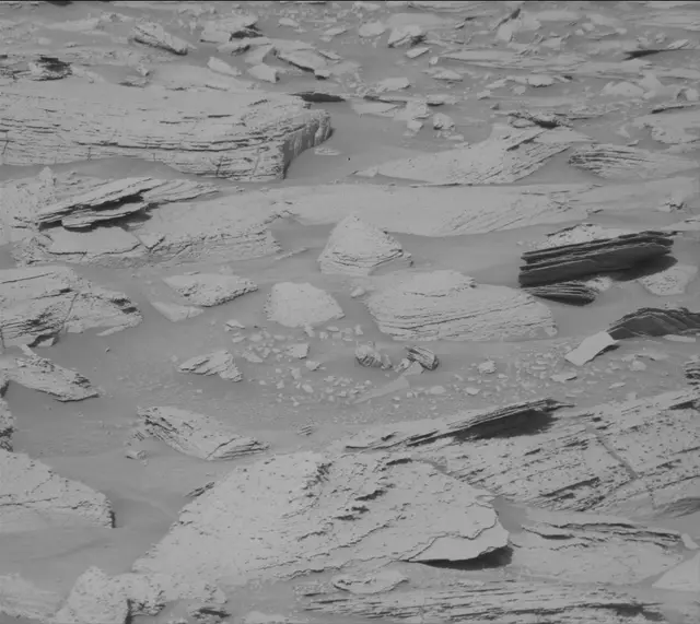 Sol 3896: Mast Camera (Mastcam)