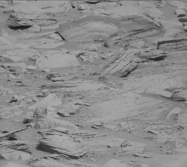 Sol 3896: Mast Camera (Mastcam)