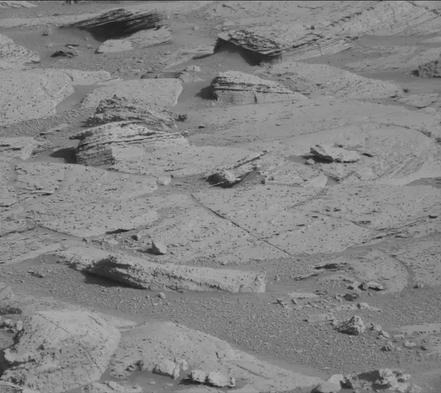 Sol 3896: Mast Camera (Mastcam)