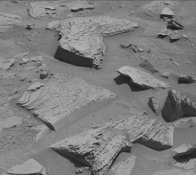 Sol 3897: Mast Camera (Mastcam)
