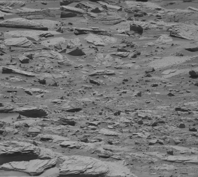 Sol 3897: Mast Camera (Mastcam)