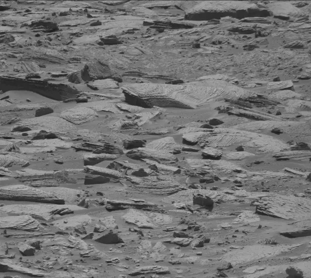 Sol 3897: Mast Camera (Mastcam)