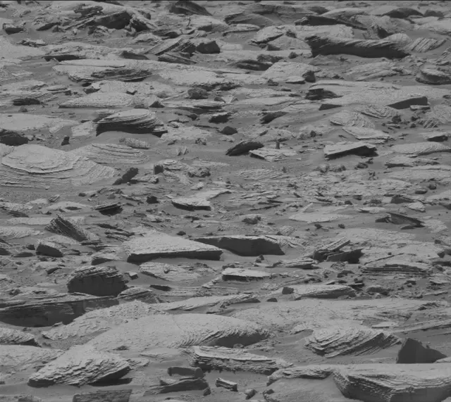 Sol 3897: Mast Camera (Mastcam)