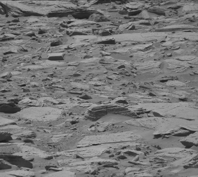 Sol 3897: Mast Camera (Mastcam)