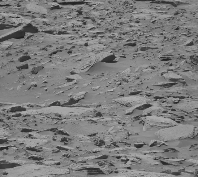 Sol 3897: Mast Camera (Mastcam)