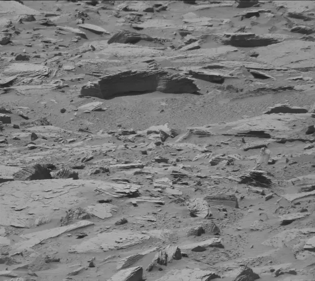 Sol 3897: Mast Camera (Mastcam)