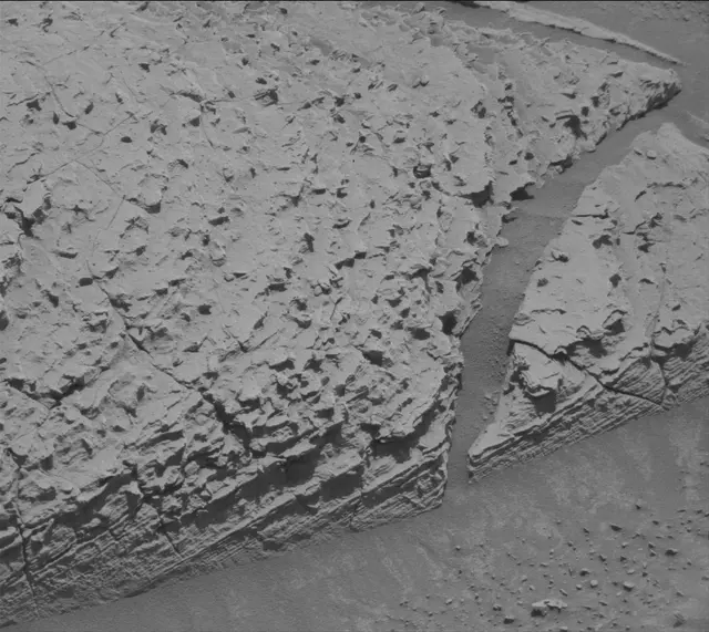 Sol 3897: Mast Camera (Mastcam)