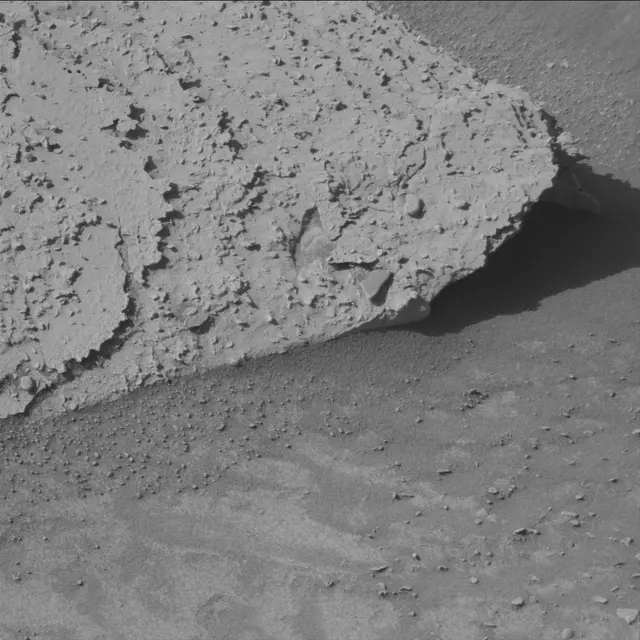 Sol 3897: Mast Camera (Mastcam)