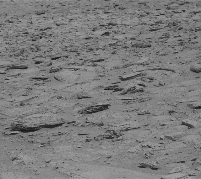 Sol 3898: Mast Camera (Mastcam)