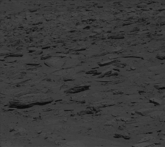 Sol 3898: Mast Camera (Mastcam)
