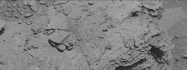 Sol 3898: Mast Camera (Mastcam)