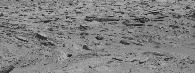 Sol 3898: Mast Camera (Mastcam)