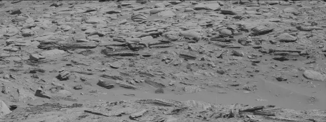 Sol 3898: Mast Camera (Mastcam)