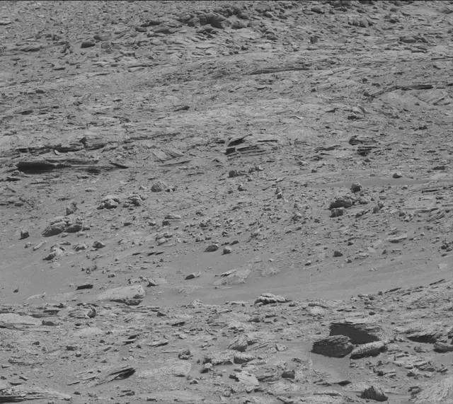 Sol 3898: Mast Camera (Mastcam)