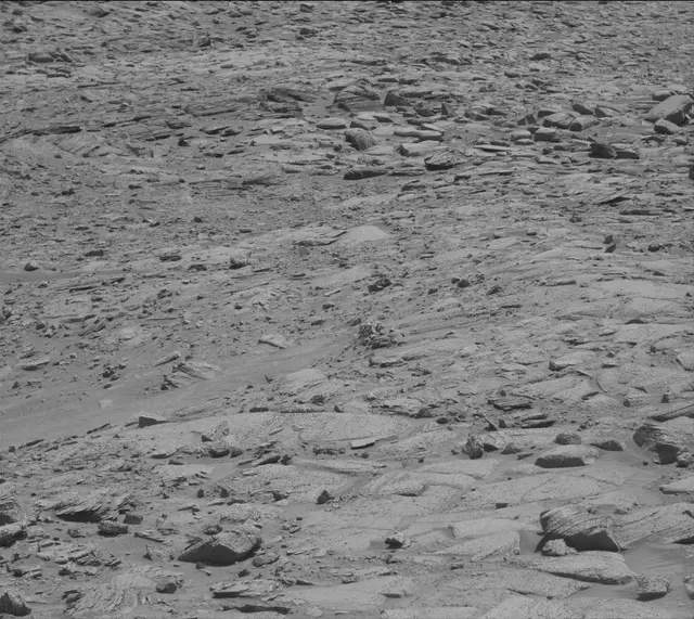 Sol 3898: Mast Camera (Mastcam)