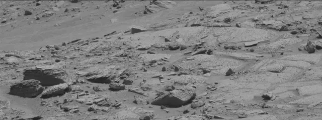 Sol 3898: Mast Camera (Mastcam)