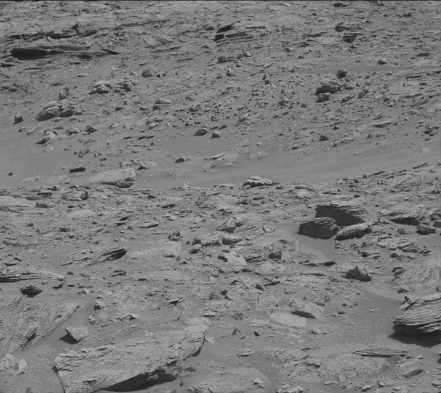 Sol 3898: Mast Camera (Mastcam)