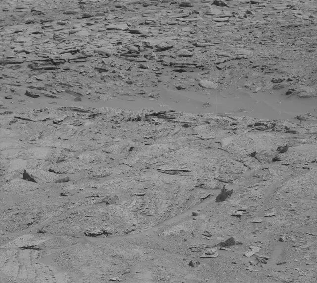 Sol 3898: Mast Camera (Mastcam)