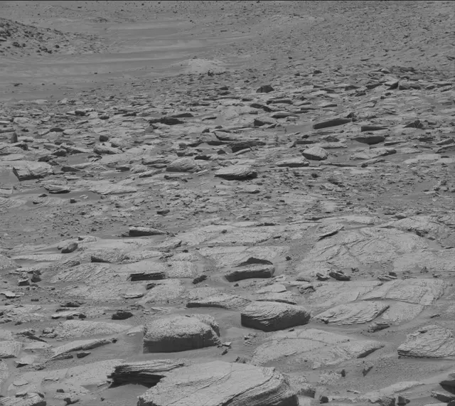 Sol 3898: Mast Camera (Mastcam)