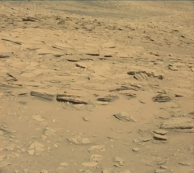 Sol 3898: Mast Camera (Mastcam)