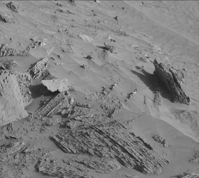 Sol 3898: Mast Camera (Mastcam)