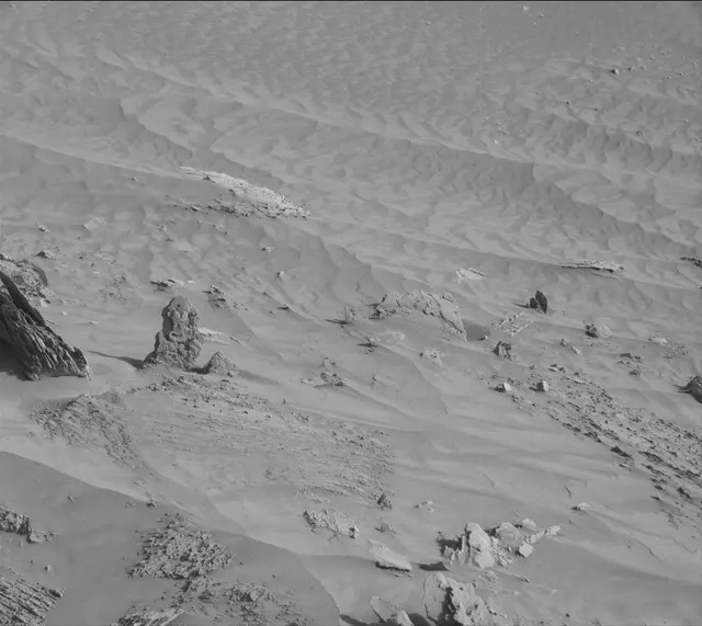 Sol 3898: Mast Camera (Mastcam)