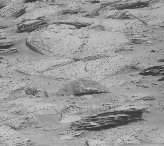 Sol 3898: Mast Camera (Mastcam)