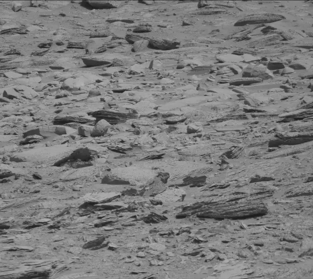 Sol 3898: Mast Camera (Mastcam)