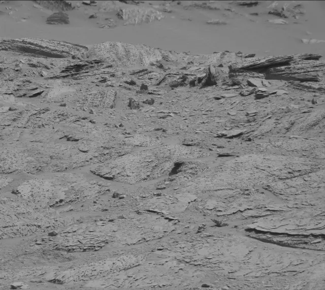 Sol 3898: Mast Camera (Mastcam)