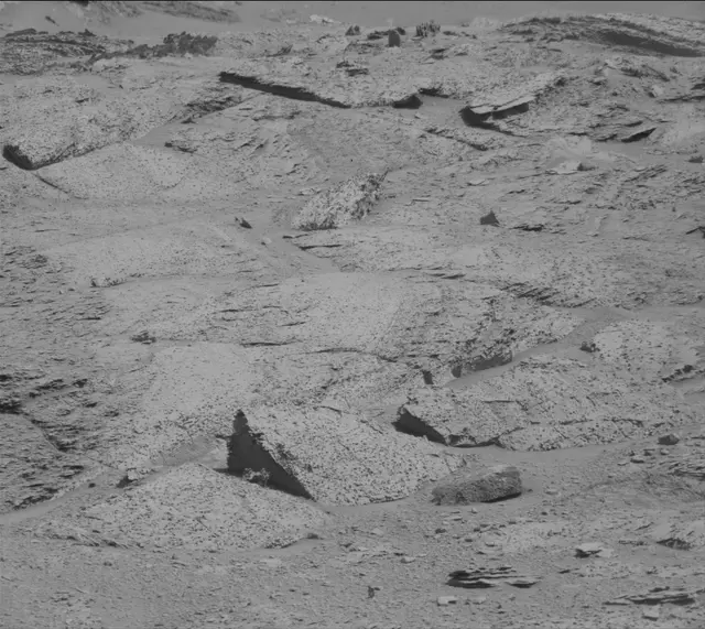 Sol 3898: Mast Camera (Mastcam)