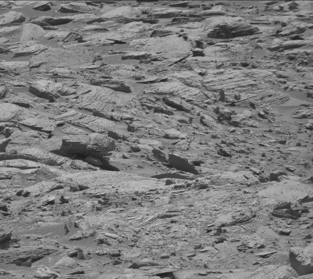 Sol 3898: Mast Camera (Mastcam)