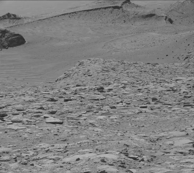 Sol 3899: Mast Camera (Mastcam)