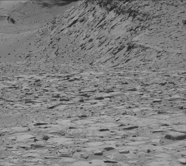 Sol 3899: Mast Camera (Mastcam)