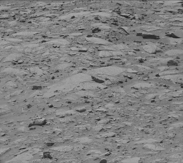 Sol 3899: Mast Camera (Mastcam)