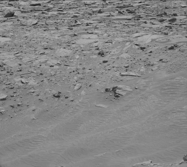 Sol 3899: Mast Camera (Mastcam)
