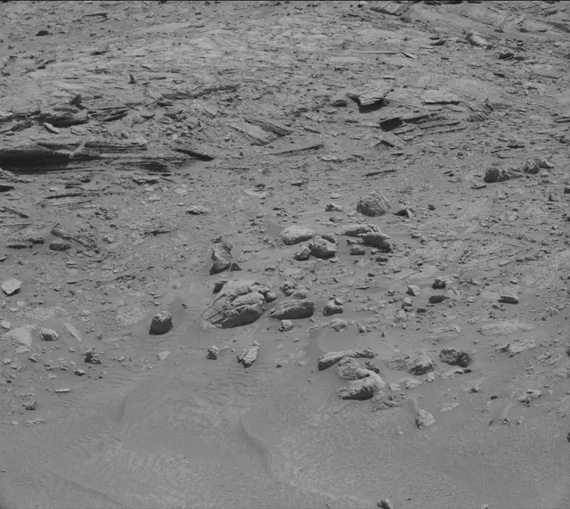 Sol 3899: Mast Camera (Mastcam)