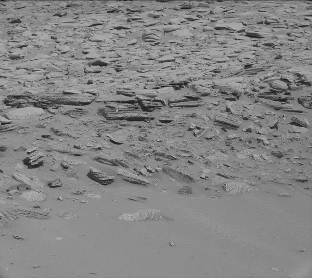Sol 3899: Mast Camera (Mastcam)