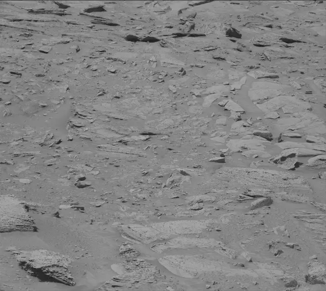 Sol 3899: Mast Camera (Mastcam)