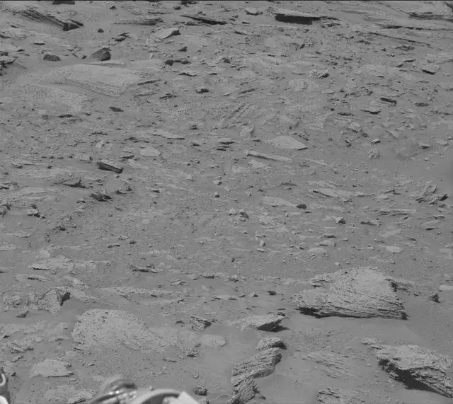 Sol 3899: Mast Camera (Mastcam)