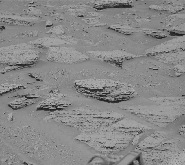 Sol 3899: Mast Camera (Mastcam)