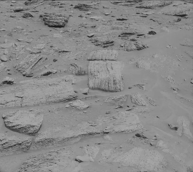 Sol 3899: Mast Camera (Mastcam)