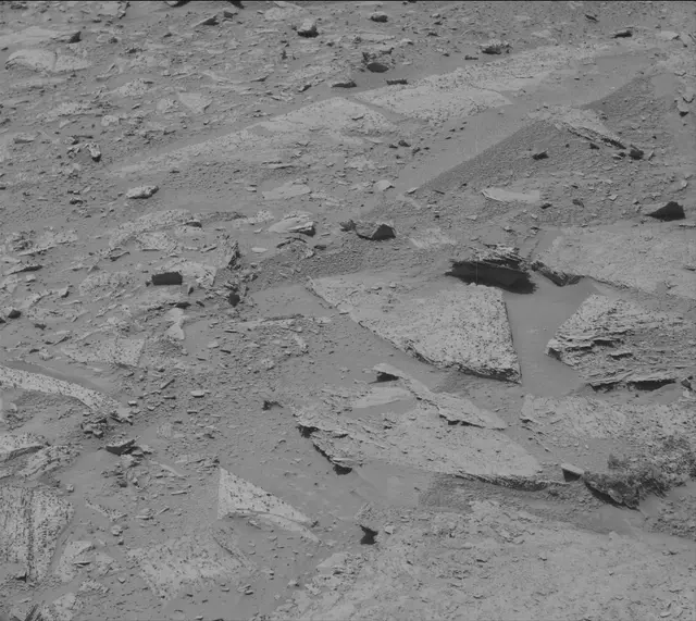Sol 3899: Mast Camera (Mastcam)