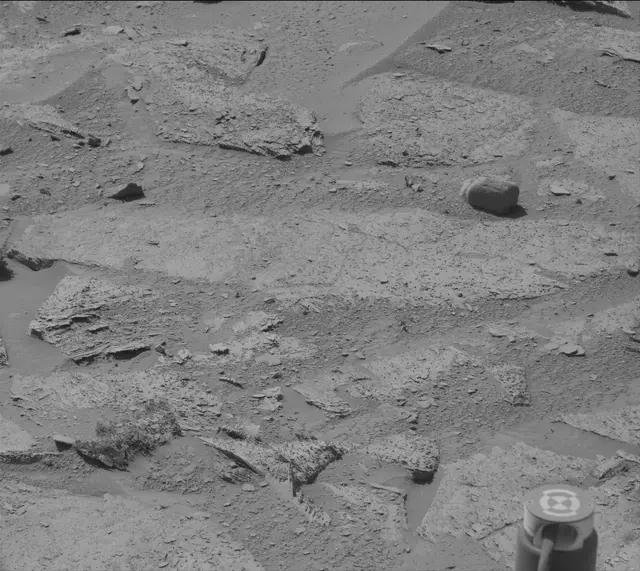 Sol 3899: Mast Camera (Mastcam)