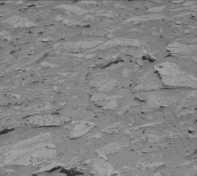 Sol 3899: Mast Camera (Mastcam)
