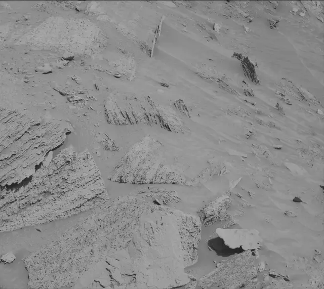 Sol 3899: Mast Camera (Mastcam)